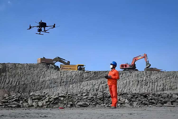 Realize artificial intelligence automatic mineral processing